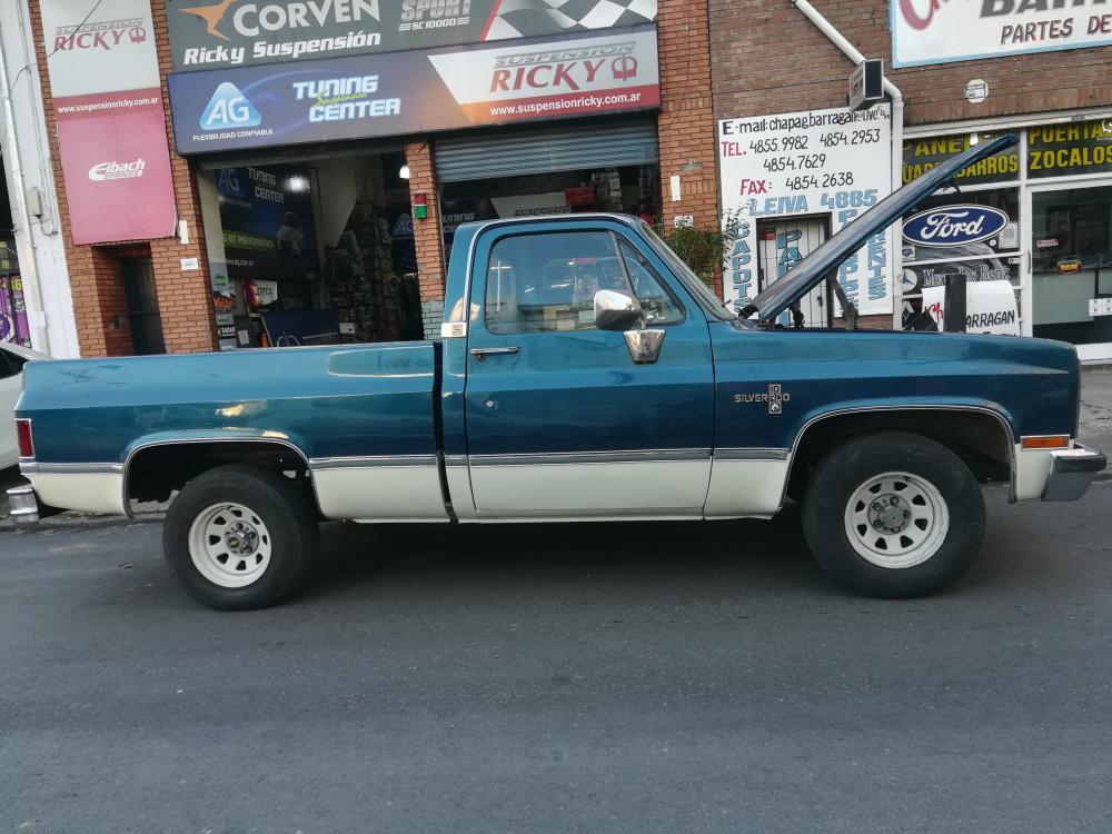 Silverado 81 Americana con Suspension RM y Corven Estandar mas trabajo de elasticos añasco atras y 