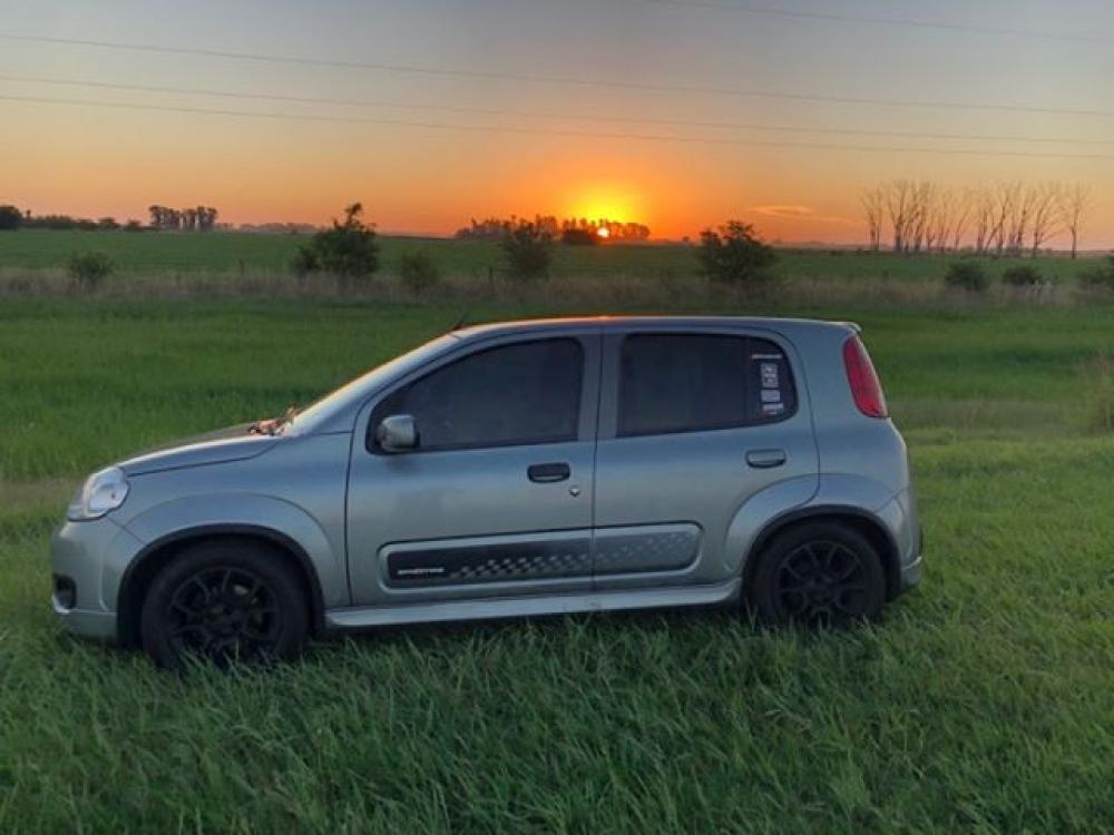 Uno Sporting 1.4 2013 con 4 Espirales AGKit Progresivos